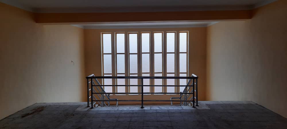 مکتب بالابلوک